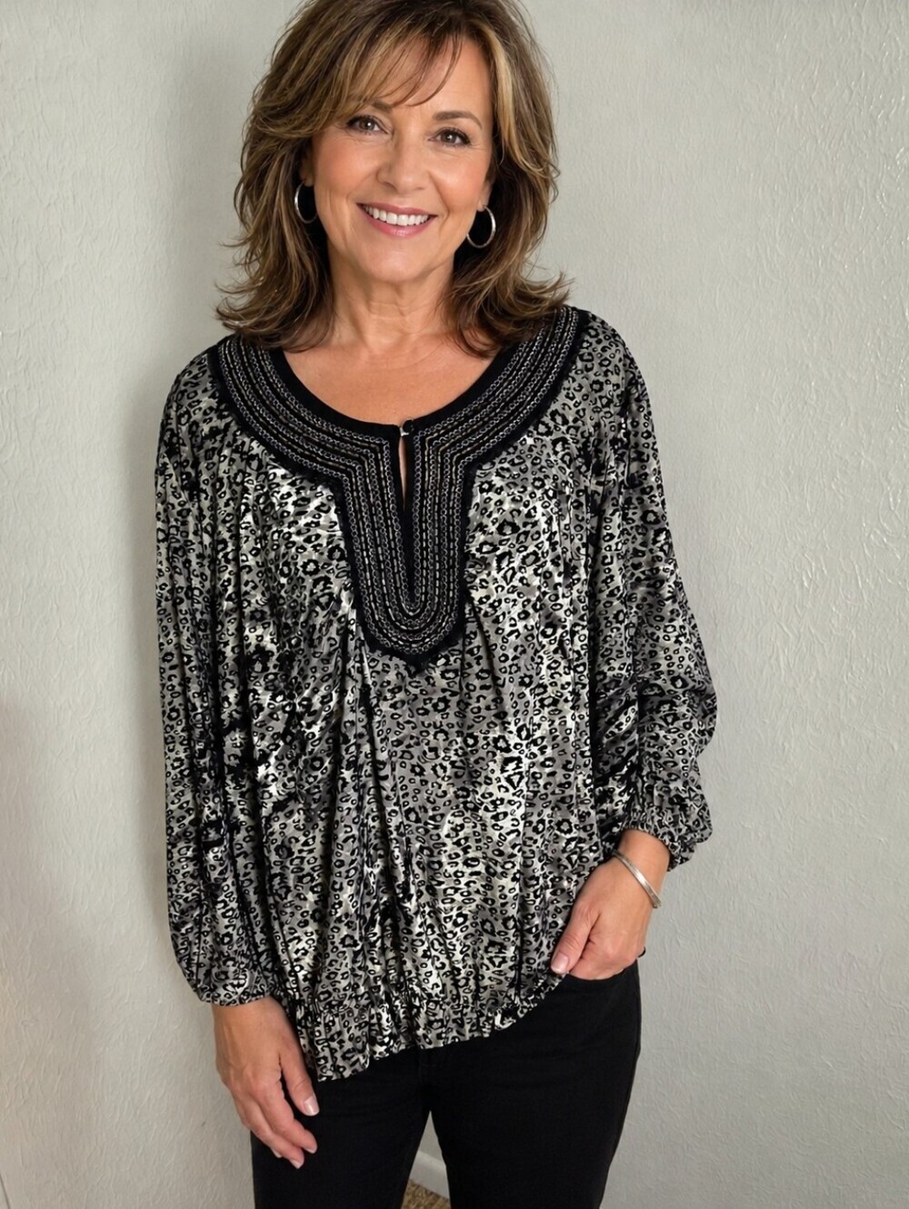 Dressbarn Black & Gray Leopard Print Blouse with Metallic Accents, Size 3X